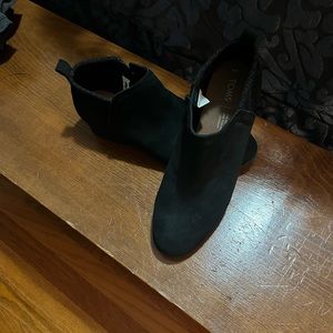 NWOT Tom’s Ankle Boots.